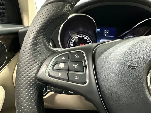 Used 2016 Mercedes-Benz GLC 300 4MATIC image 17