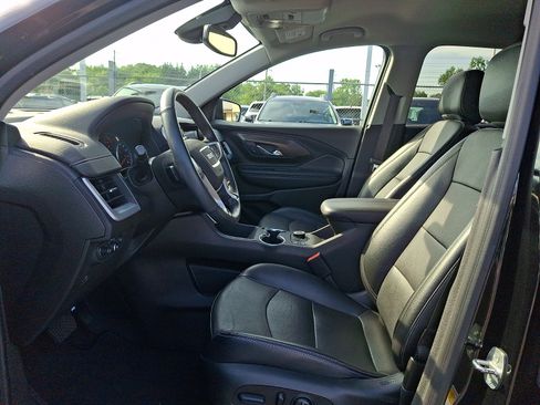 Used 2024 GMC Terrain SLT w/ Elevation Edition AWD/4WD image 13