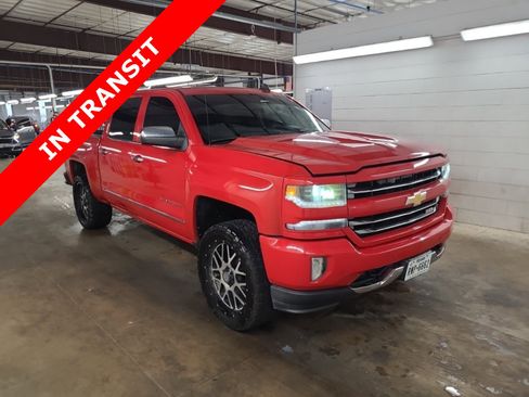 Used 2017 Chevrolet Silverado 1500 LTZ Z71 w/ LTZ Plus Package image 5