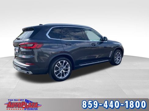 Used 2023 BMW X5 xDrive45e w/ Climate Comfort Package image 7