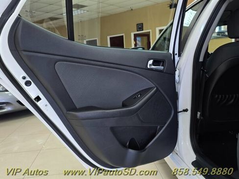Used 2016 Kia Optima Hybrid FWD image 13