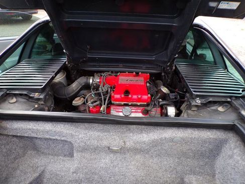 Used 1986 Pontiac Fiero GT image 11