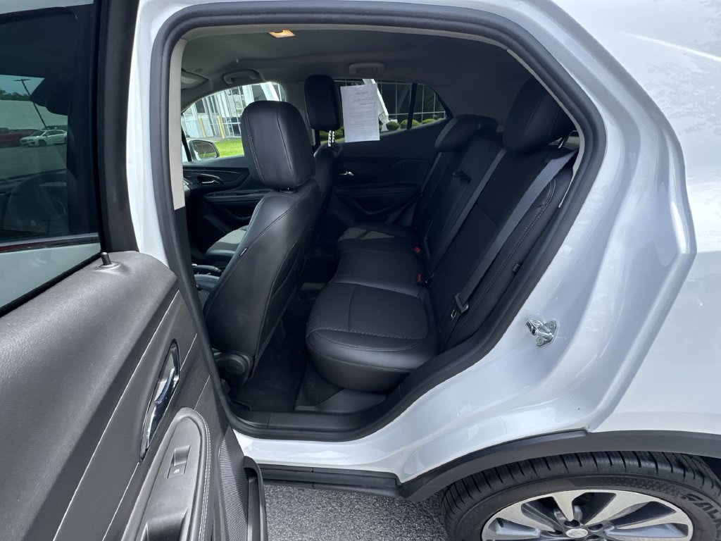 Certified 2022 Buick Encore Preferred AWD/4WD image 32