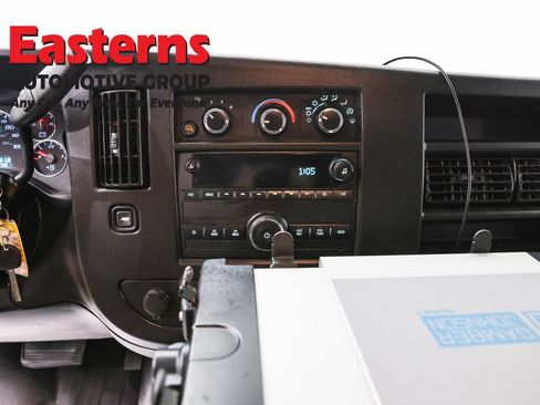 Used 2021 Chevrolet Express 2500 RWD image 11