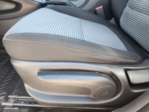 Used 2023 Hyundai Kona SE AWD/4WD image 17
