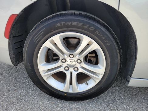 Used 2022 Dodge Charger SXT image 15