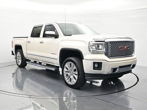 Used 2015 GMC Sierra 1500 Denali w/ Driver Alert Package AWD/4WD image 3