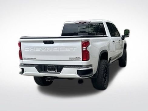 Used 2020 Chevrolet Silverado 2500 High Country w/ Z71 Off-Road Package AWD/4WD image 7