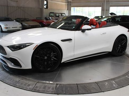 Used 2023 Mercedes-Benz SL 43 AMG image 5