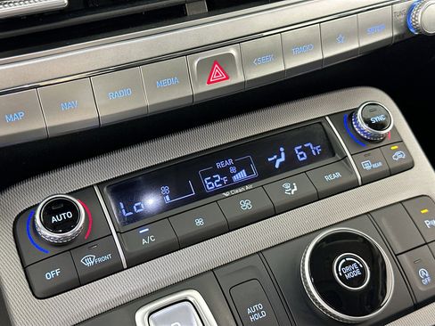 Used 2022 Hyundai Palisade SEL w/ 8P Bench Seat Package image 16