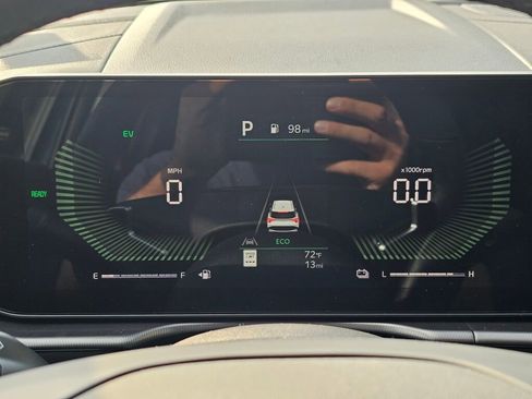 New 2026 Kia Sportage EX w/ EX Panoramic Sunroof Package image 12