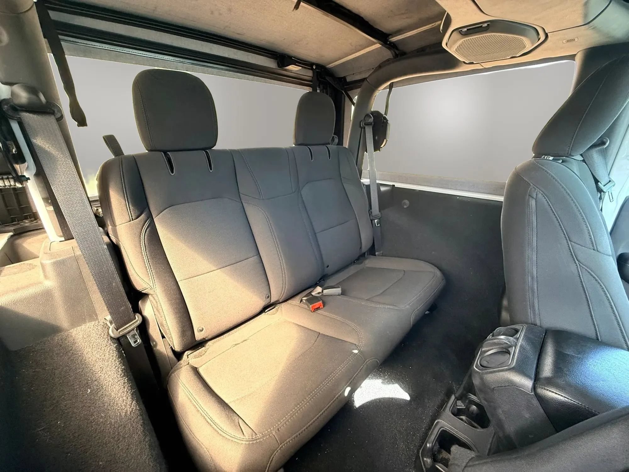 Used 2019 Jeep Wrangler Sport AWD/4WD image 13