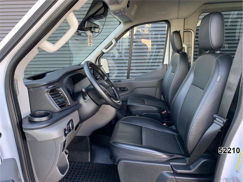 Used 2023 Ford Transit 350 XL image 22