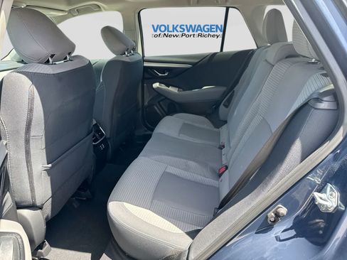 Used 2025 Subaru Outback Premium AWD/4WD image 26