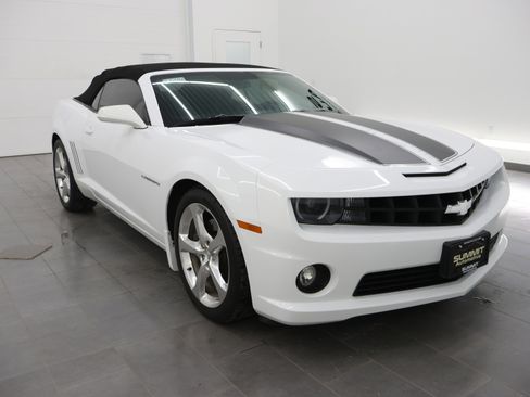 Used 2013 Chevrolet Camaro SS w/ RS Package RWD image 2