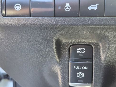 Certified 2025 Nissan Murano SL image 16