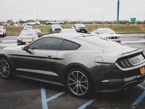 Used 2018 Ford Mustang Coupe w/ Equipment Group 101A image 25