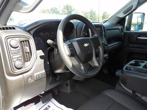 Certified 2022 Chevrolet Silverado 2500 Custom w/ Custom Value Package AWD/4WD image 14