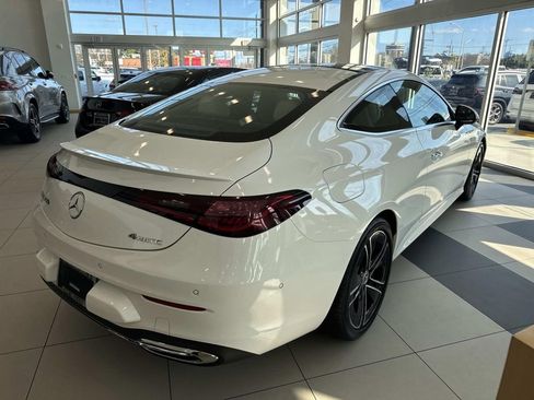 Used 2024 Mercedes-Benz CLE 300 4MATIC Coupe image 7