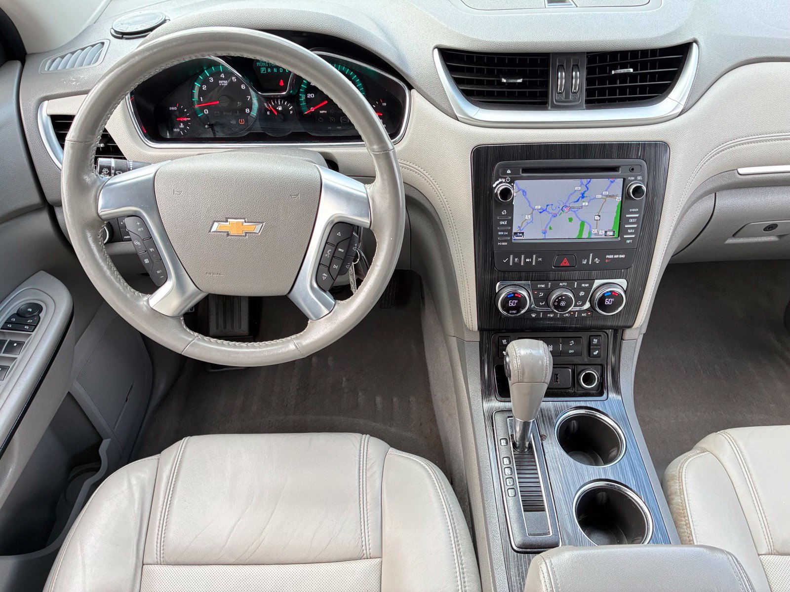 Used 2017 Chevrolet Traverse Premier AWD/4WD image 20