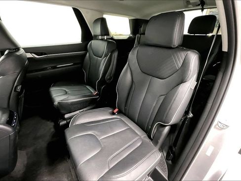 Used 2025 Hyundai Palisade SEL FWD image 30