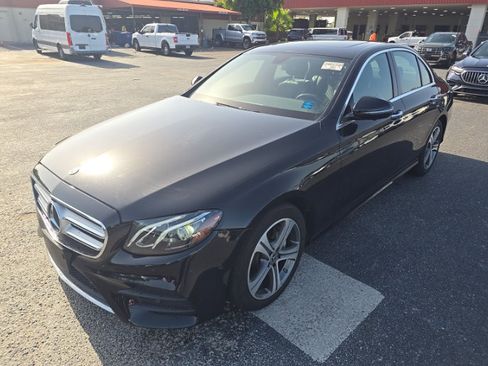 Used 2019 Mercedes-Benz E 300 4MATIC w/ Premium 1 Package image 2