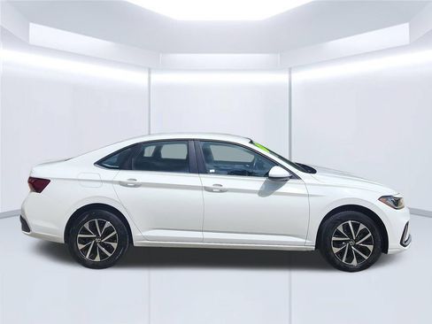 Used 2025 Volkswagen Jetta S FWD image 4