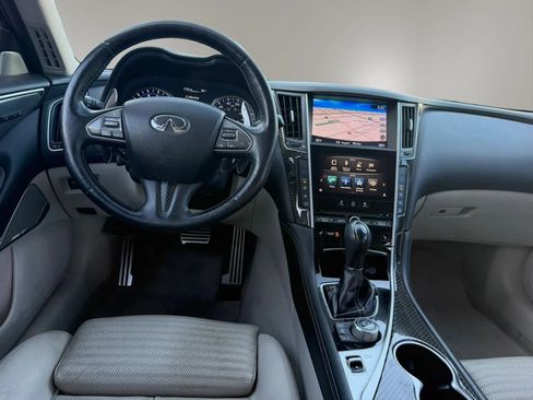 Used 2017 INFINITI Q50 Red Sport 400 RWD image 21