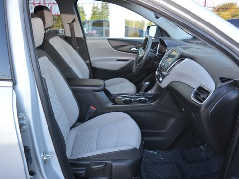 Used 2020 Chevrolet Equinox LT image 14