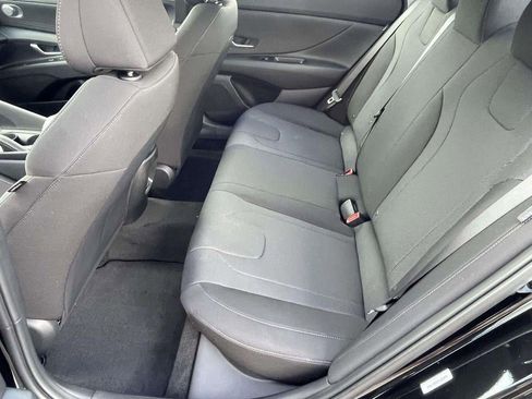 New 2026 Hyundai Elantra SE image 28