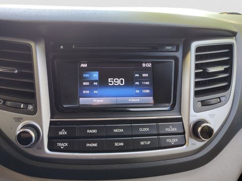 Used 2018 Hyundai Tucson SE w/ Cargo Package FWD image 15