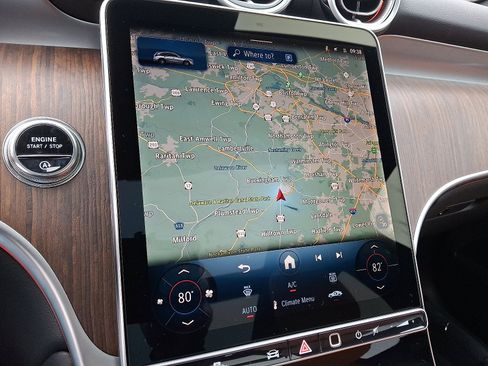 New 2026 Mercedes-Benz GLC 300 4MATIC image 14