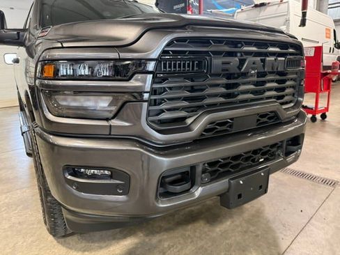 Certified 2025 RAM 2500 Big Horn AWD/4WD image 2