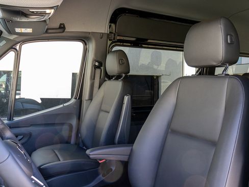New 2024 Mercedes-Benz Sprinter 2500 image 11