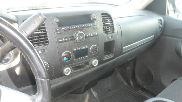Used 2008 Chevrolet Silverado 1500 LT w/ Power Pack Plus AWD/4WD image 18