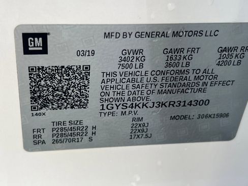 Used 2019 Cadillac Escalade ESV Platinum AWD/4WD image 31