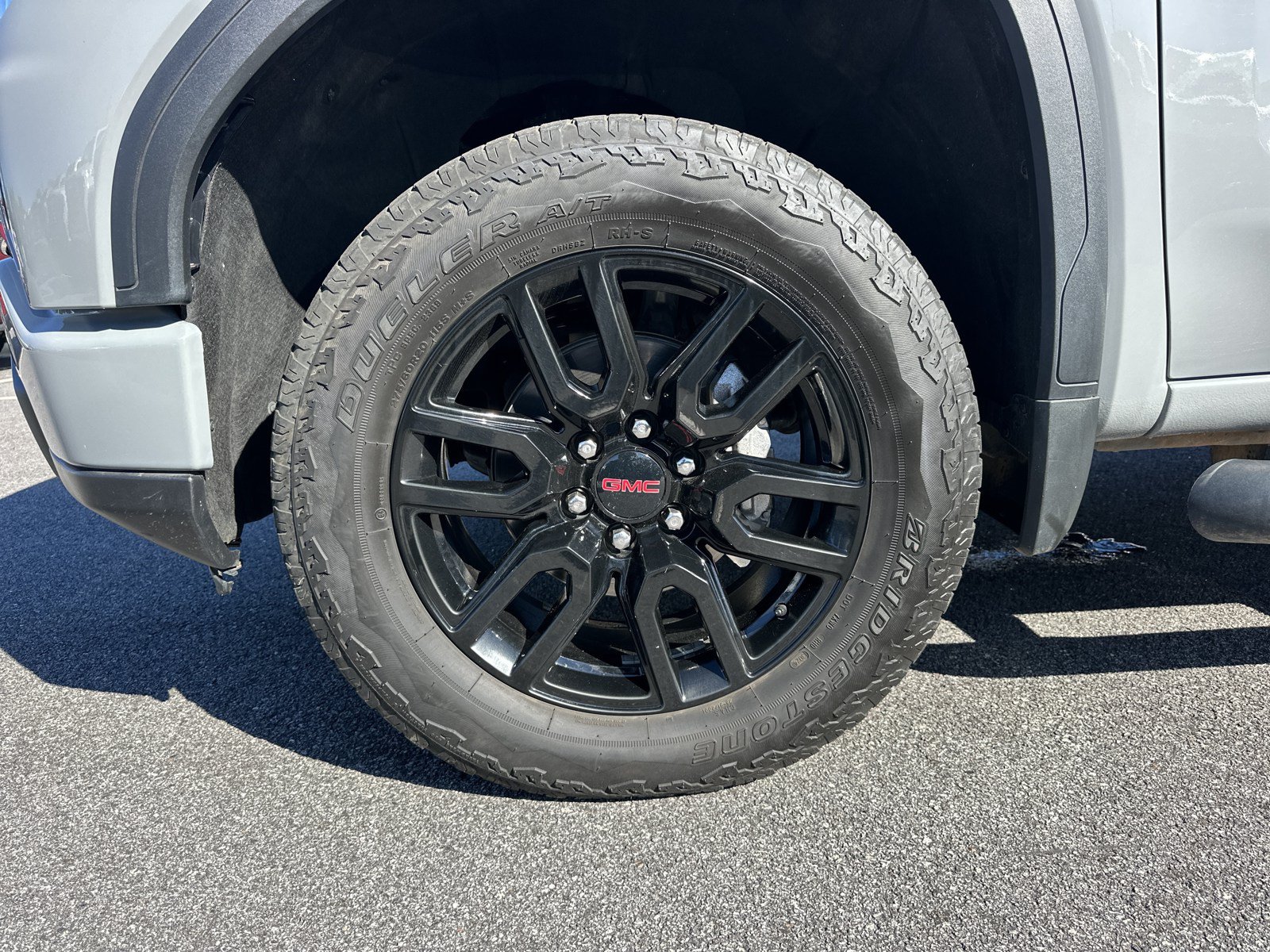 Used 2024 GMC Sierra 1500 Elevation AWD/4WD image 12