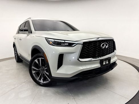 Used 2023 INFINITI QX60 Luxe w/ Cargo Package FWD image 6