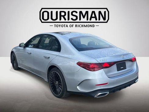 Used 2024 Mercedes-Benz E 350 4MATIC Sedan image 6