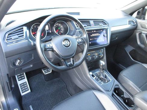 Used 2021 Volkswagen Tiguan SE R-Line image 71