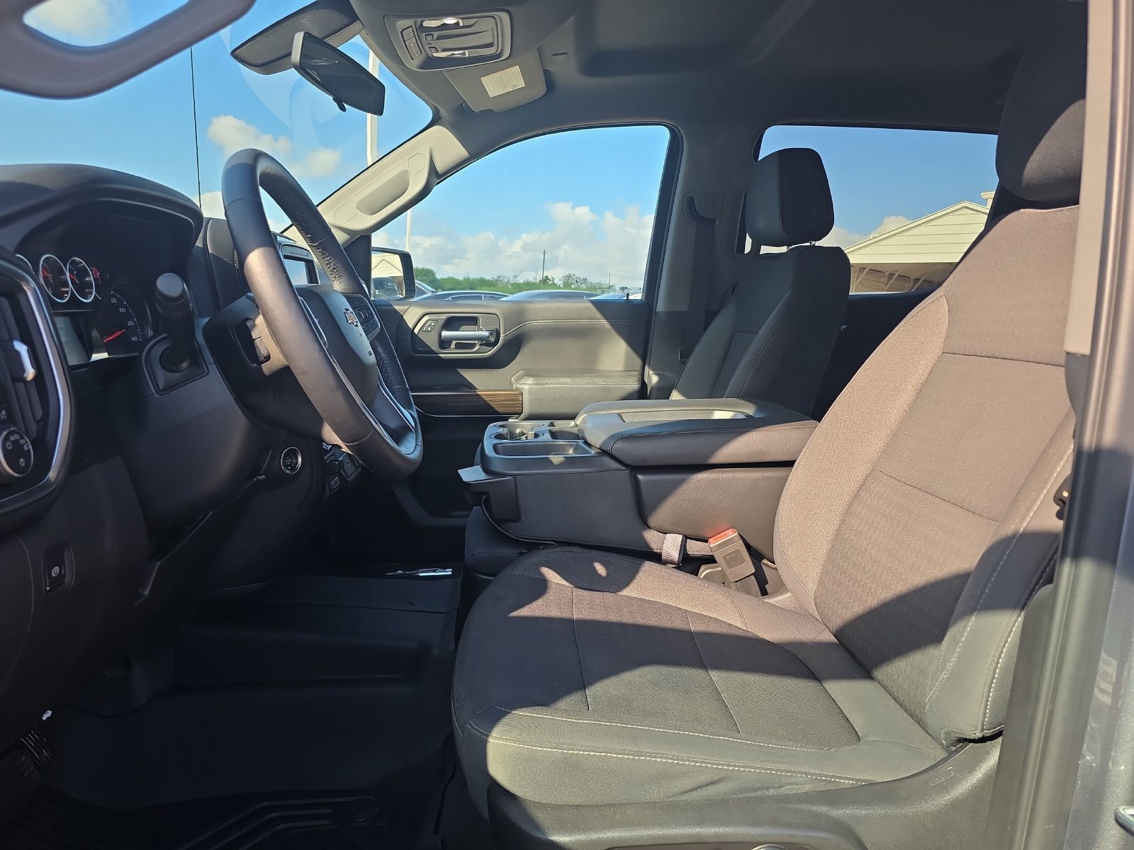Used 2020 Chevrolet Silverado 1500 LT w/ Texas Edition AWD/4WD image 12