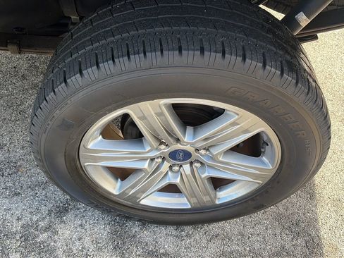 Used 2019 Ford F150 XLT w/ Equipment Group 302A Luxury image 18