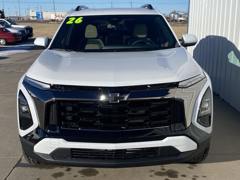 New 2026 Chevrolet Equinox ACTIV image 2