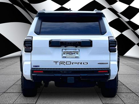 Used 2025 Toyota 4Runner TRD Pro AWD/4WD image 4