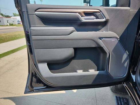 New 2026 Chevrolet Silverado 2500 High Country w/ High Country Premium Package AWD/4WD image 13