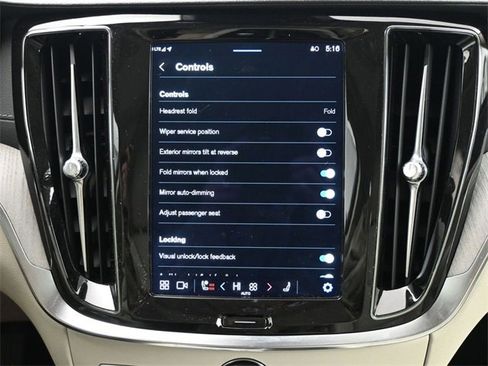 Used 2023 Volvo S60 B5 Ultimate w/ Climate Package image 16