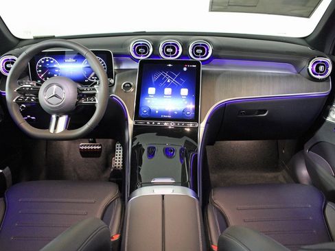 Used 2026 Mercedes-Benz GLC 350e 4MATIC image 16