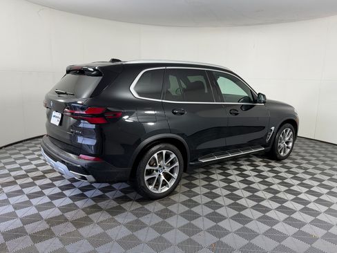 Used 2025 BMW X5 xDrive50e AWD/4WD image 9