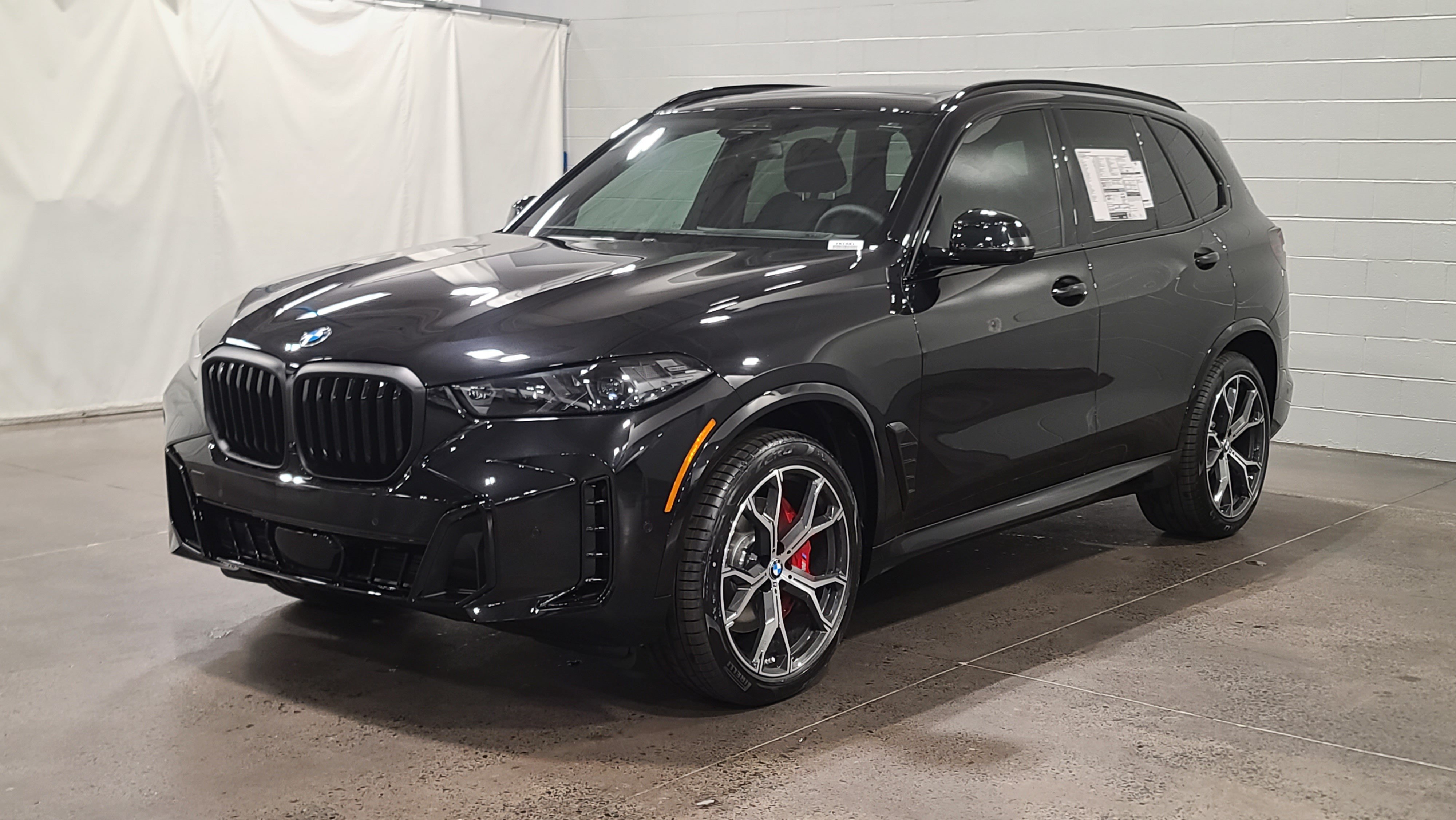 Used 2026 BMW X5 sDrive40i w/ M Sport Package RWD image 3