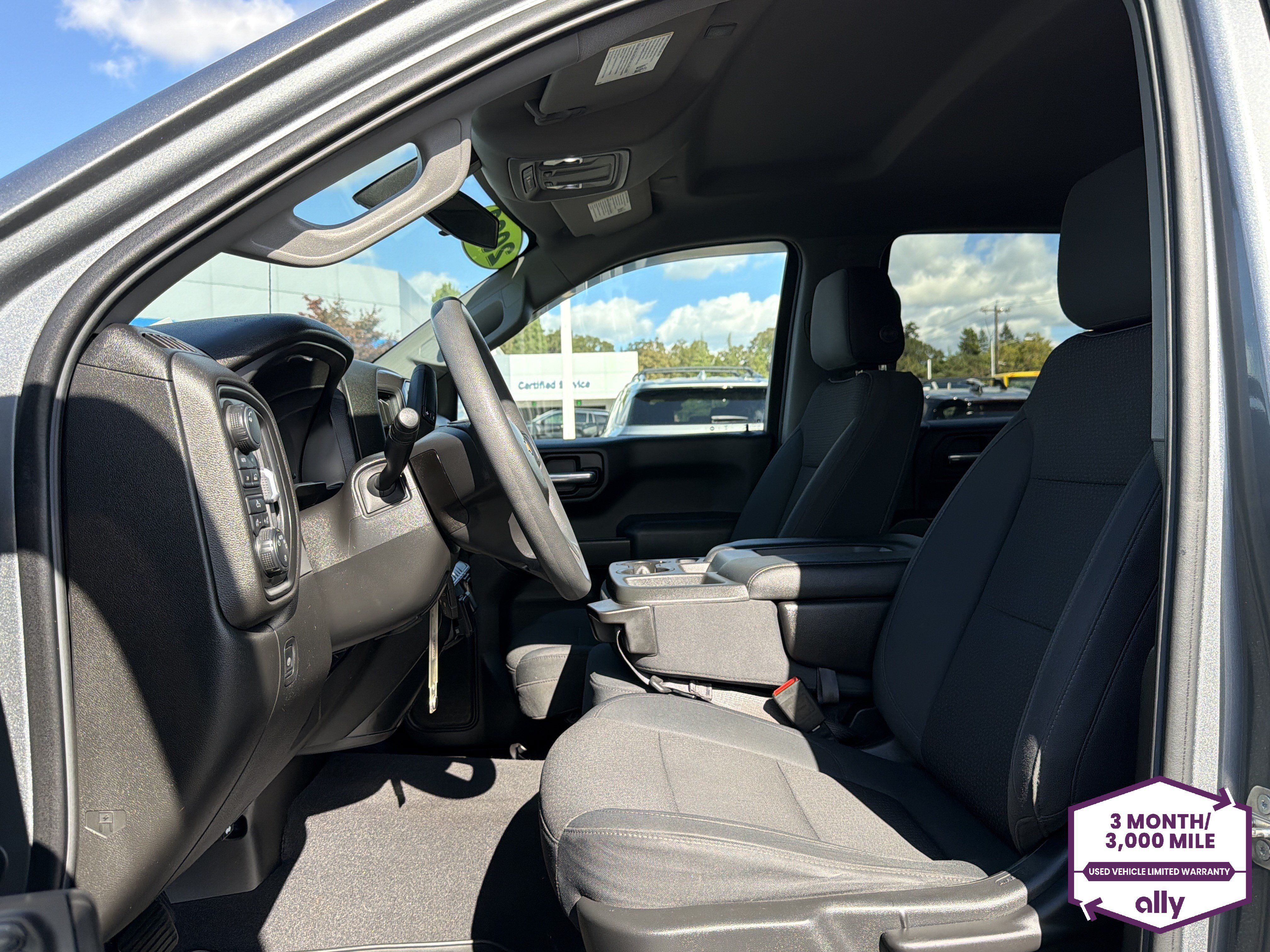 Used 2020 Chevrolet Silverado 1500 Custom w/ Custom Value Package AWD/4WD image 10